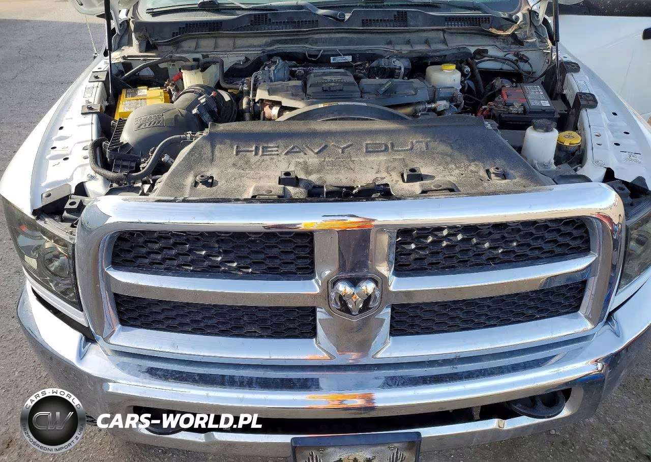 2018 Ram 3500 St VIN:3C63R3CL4JG360936 - 11