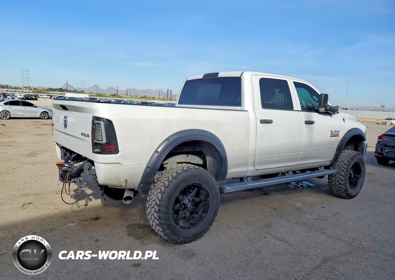 2018 Ram 3500 St VIN:3C63R3CL4JG360936 - 3