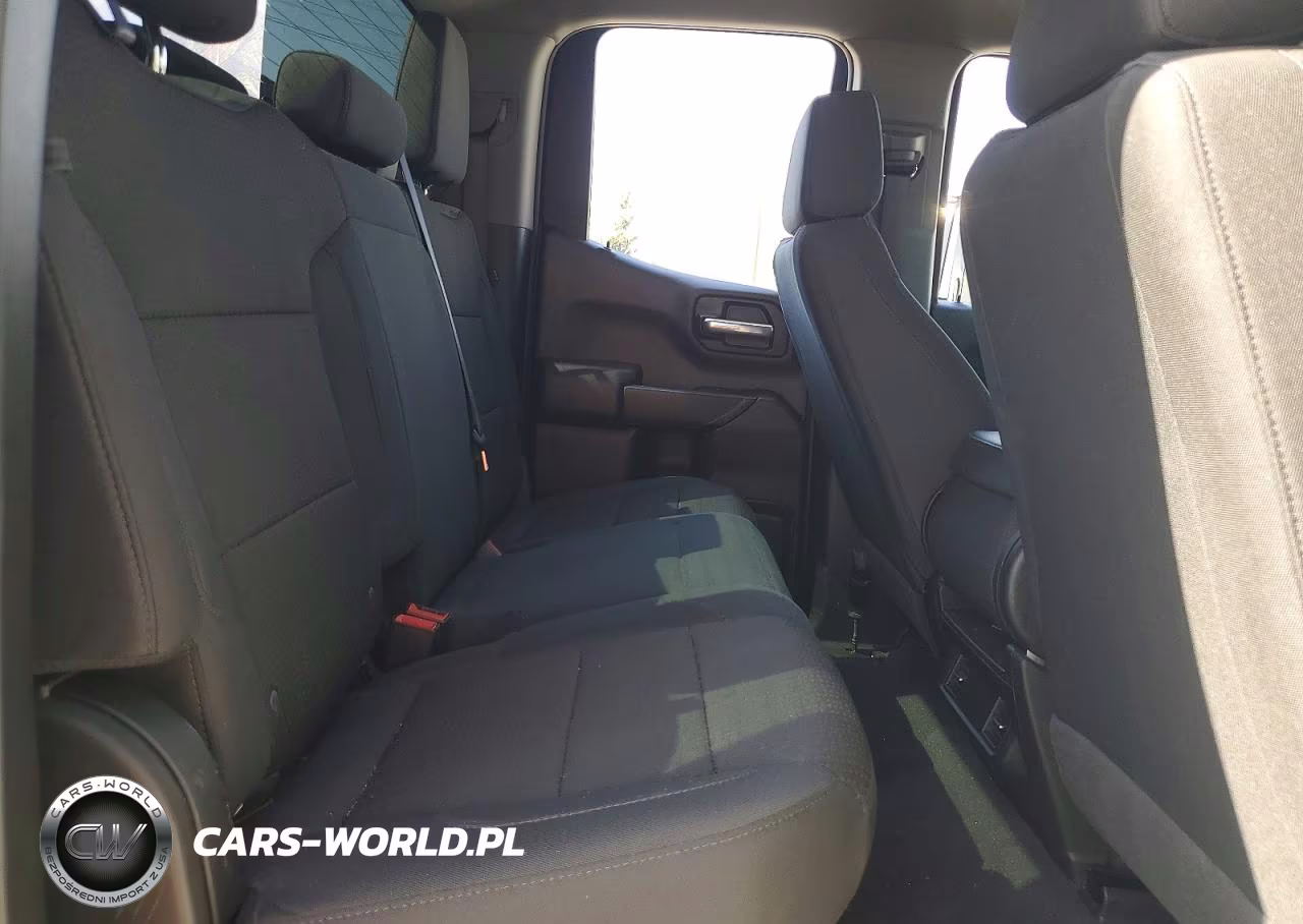 2025 GMC Sierra K1500 VIN:1GTRUAEK5SZ207879 - 10