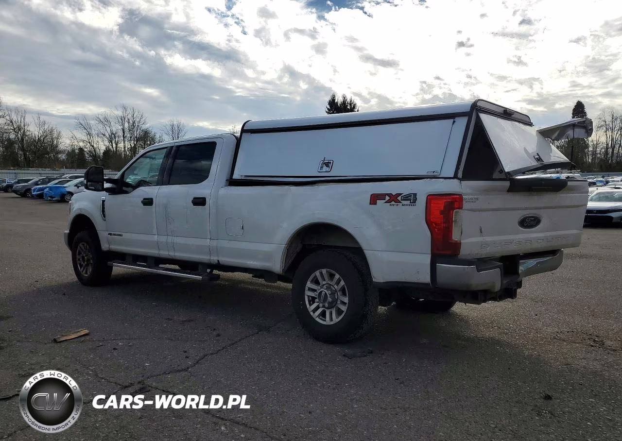 2018 Ford F350 Super Duty VIN:1FT8W3BT2JEC72421 - 2
