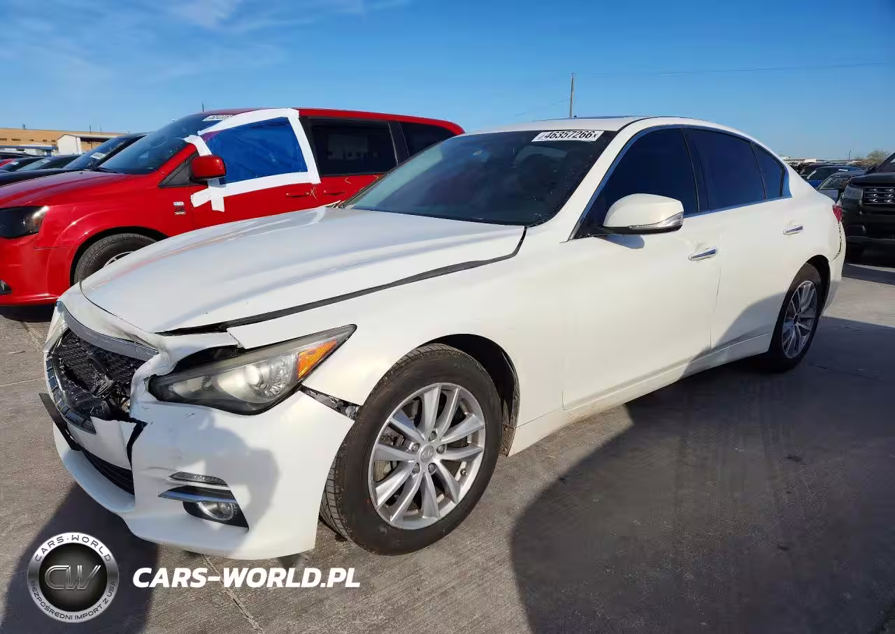 2015 Infiniti Q50 Base