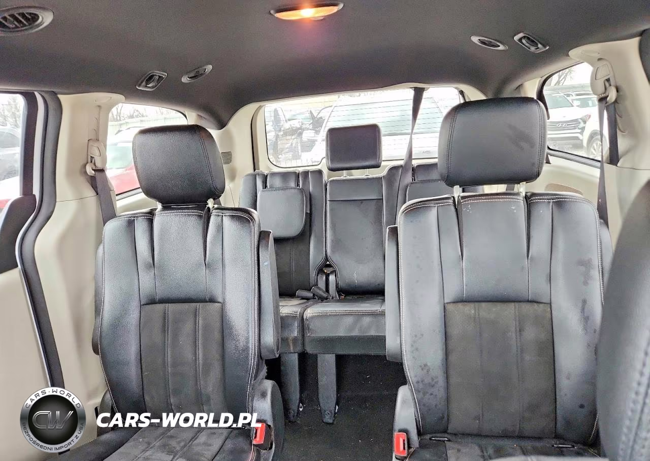 2019 Dodge Grand Caravan Sxt VIN:2C4RDGCG4KR744240 - 10