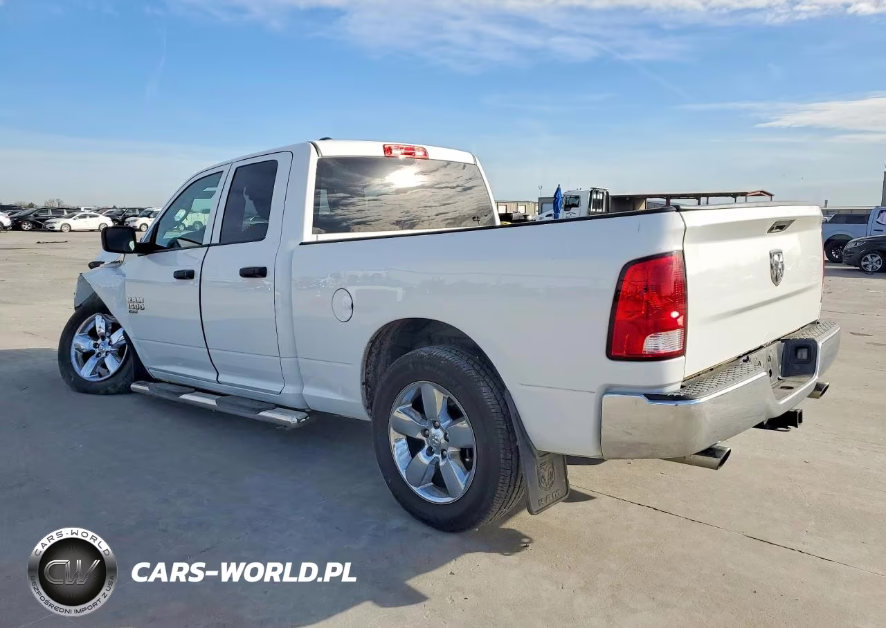 2019 Ram 1500 Classic Tradesman VIN:1C6RR6FG3KS613300 - 2