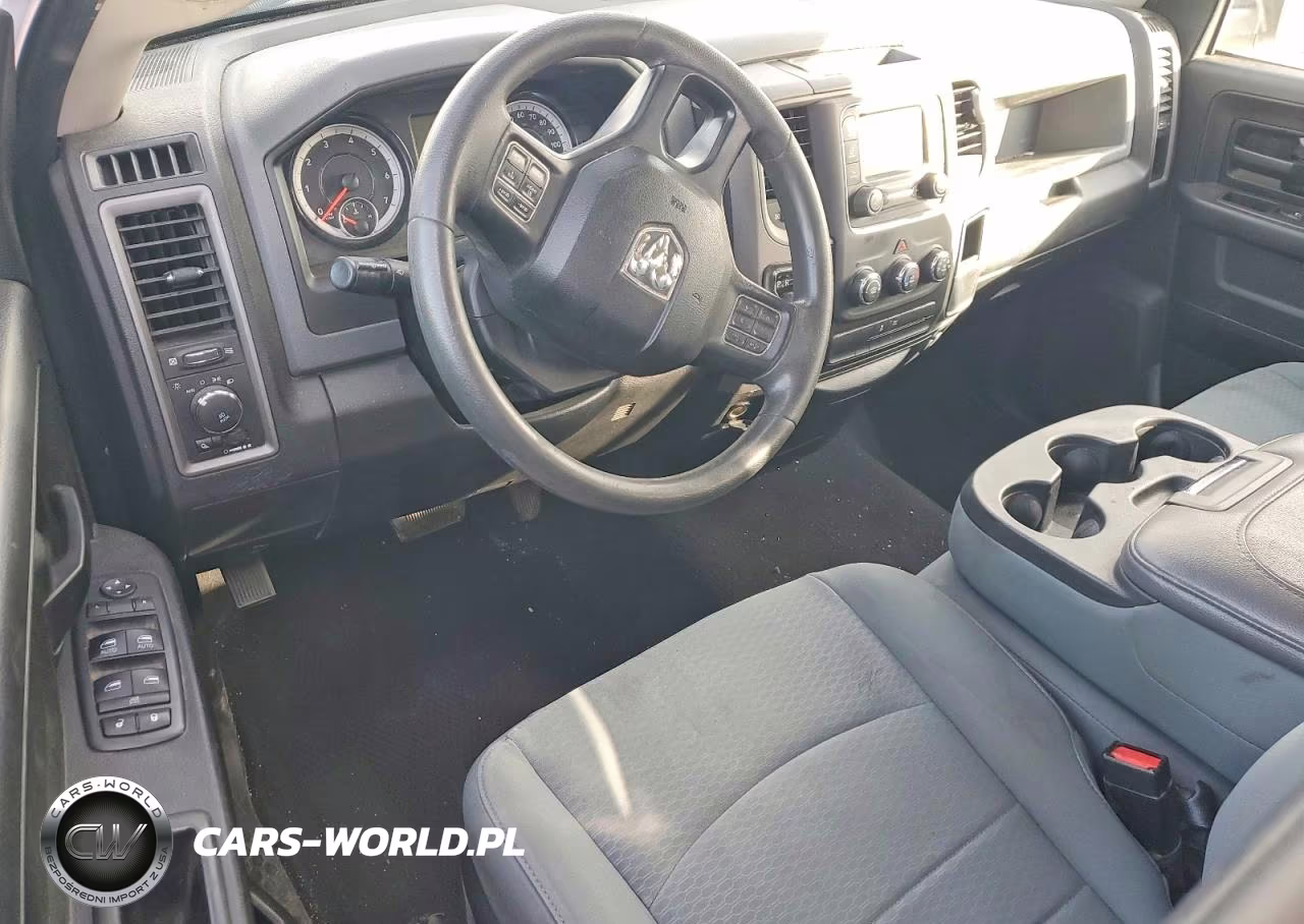 2019 Ram 1500 Classic Tradesman VIN:1C6RR6FG3KS613300 - 8