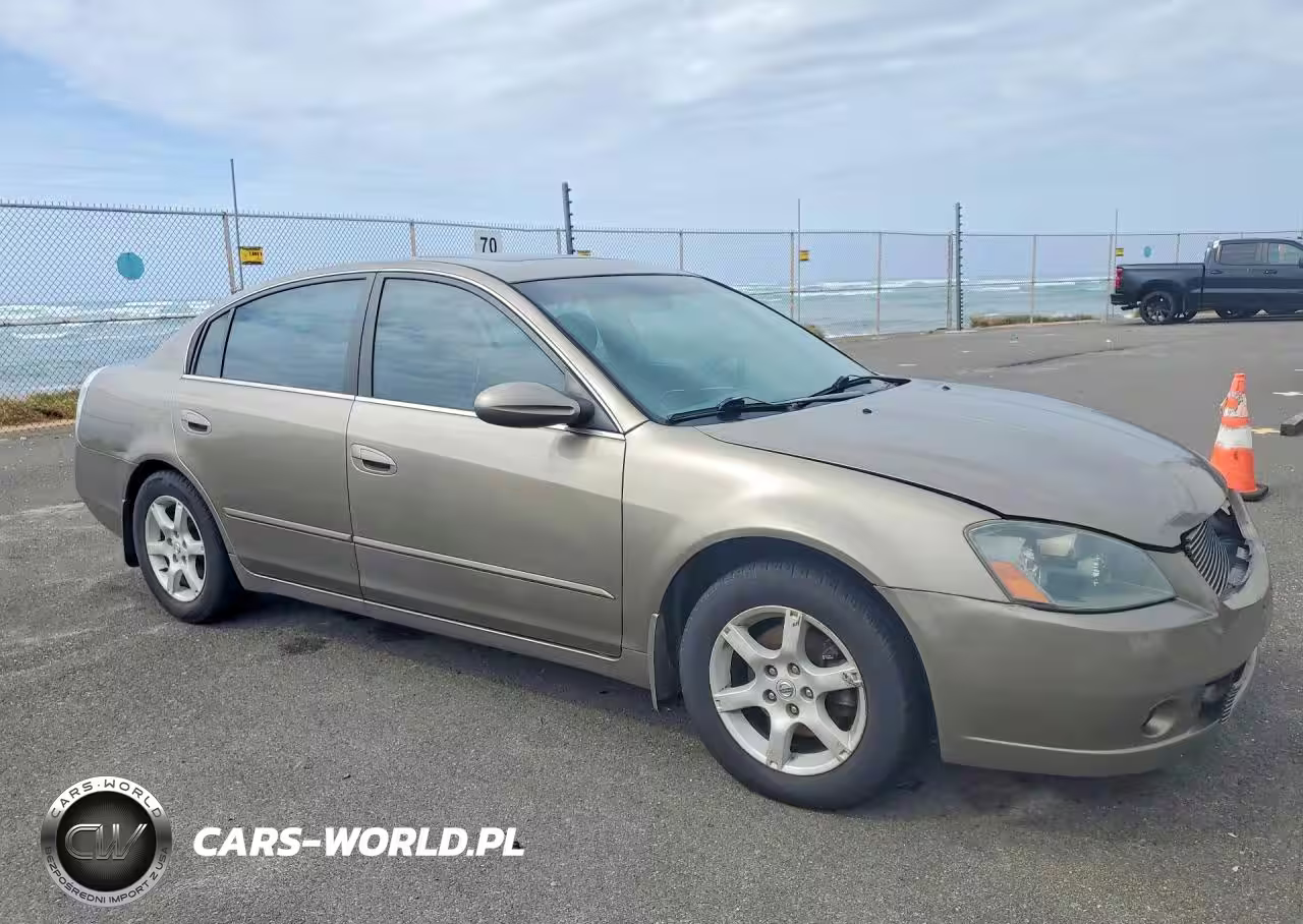 NISSAN ALTIMA VIN:1N4AL11D25C380974 - 4