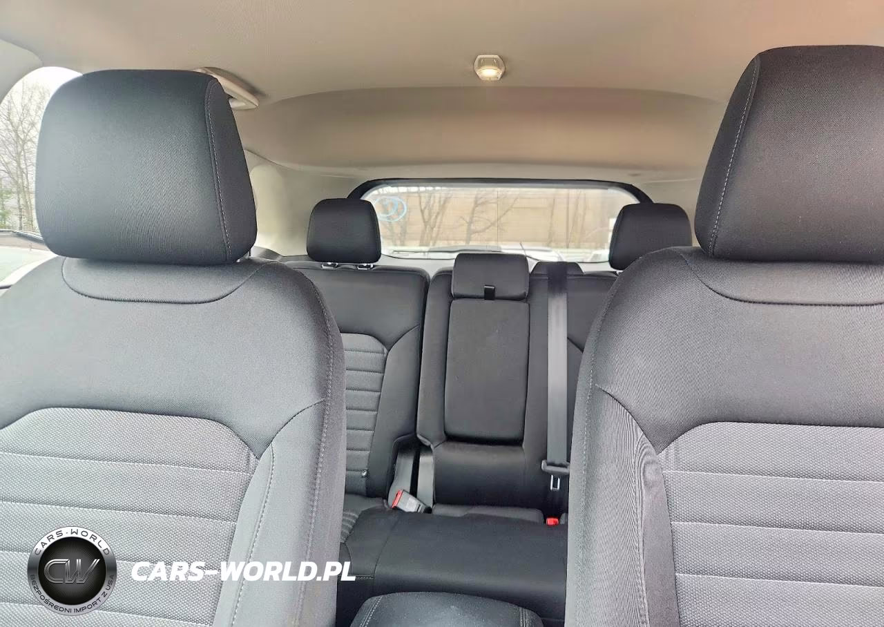 2020 Ford Edge Se VIN:2FMPK4G95LBB16992 - 10