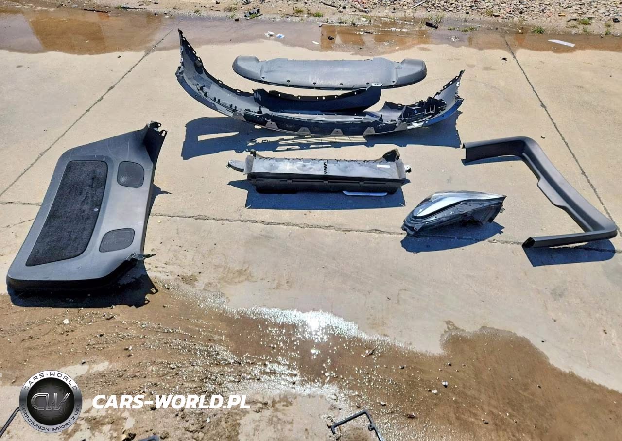 2025 Tesla Model Y VIN:7SAYGDED8SA356220 - 12