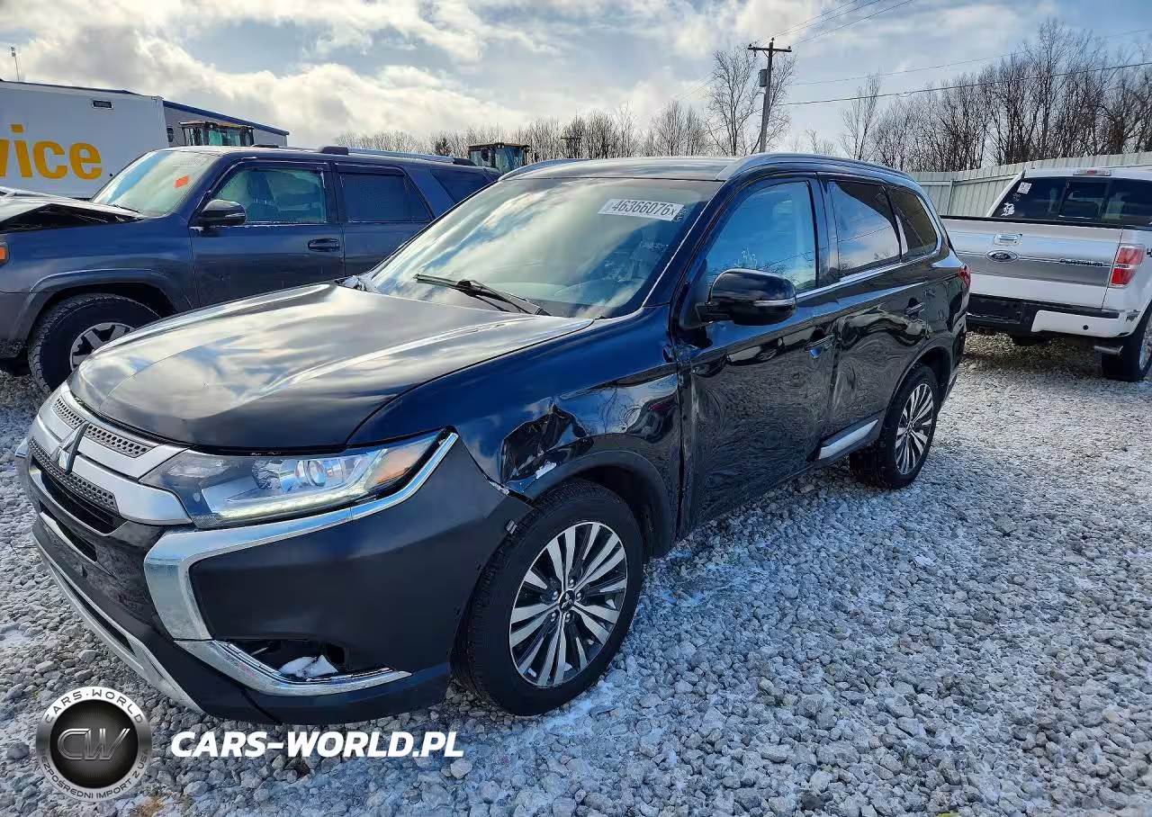 2020 Mitsubishi Outlander Se