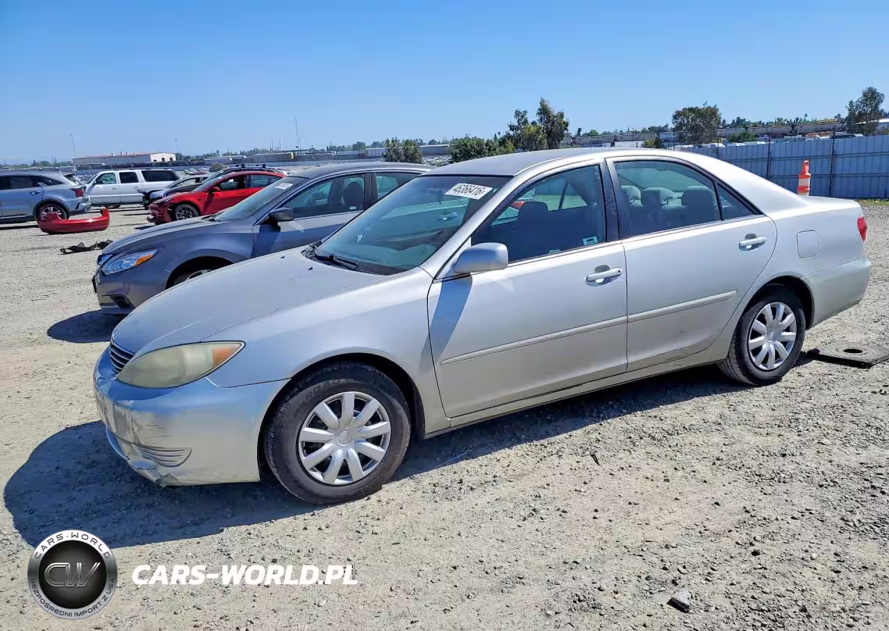 2005 Toyota Camry Le