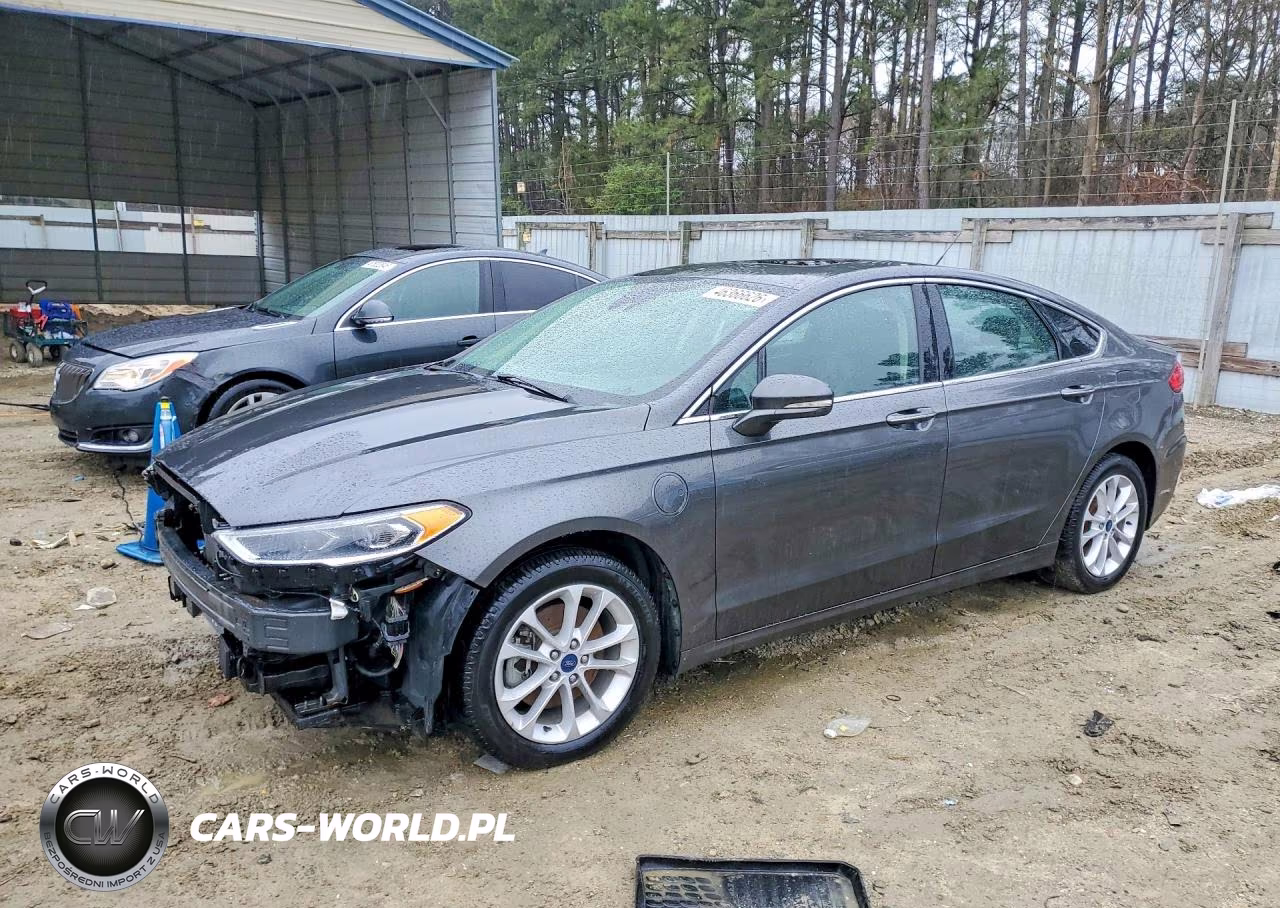 2020 Ford Fusion Titanium