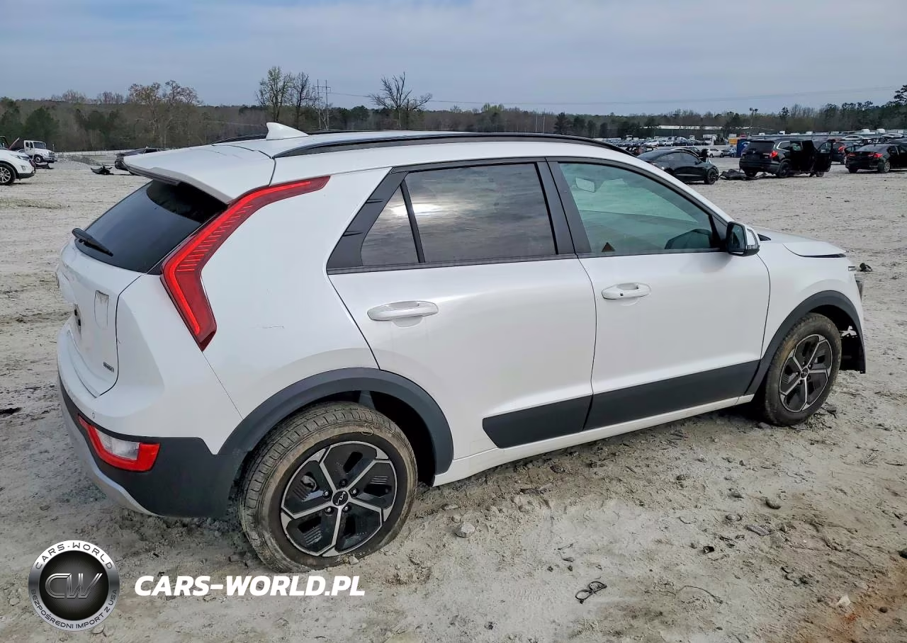 2024 Kia Niro Plug-In Hybrid Ex VIN:KNDCS3LF8R5124705 - 3