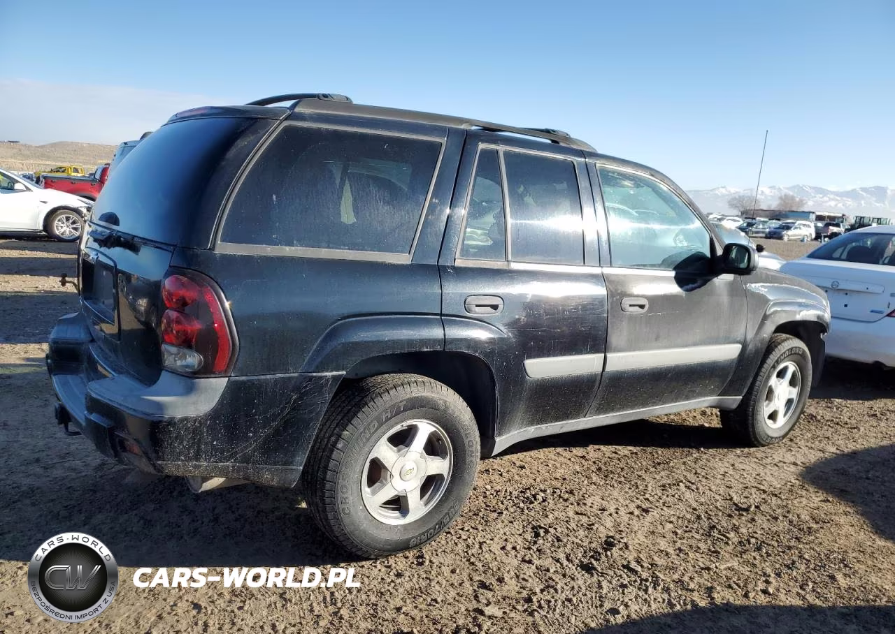 2005 Chevrolet Trailblazer Ls VIN:1GNDT13SX52233768 - 3