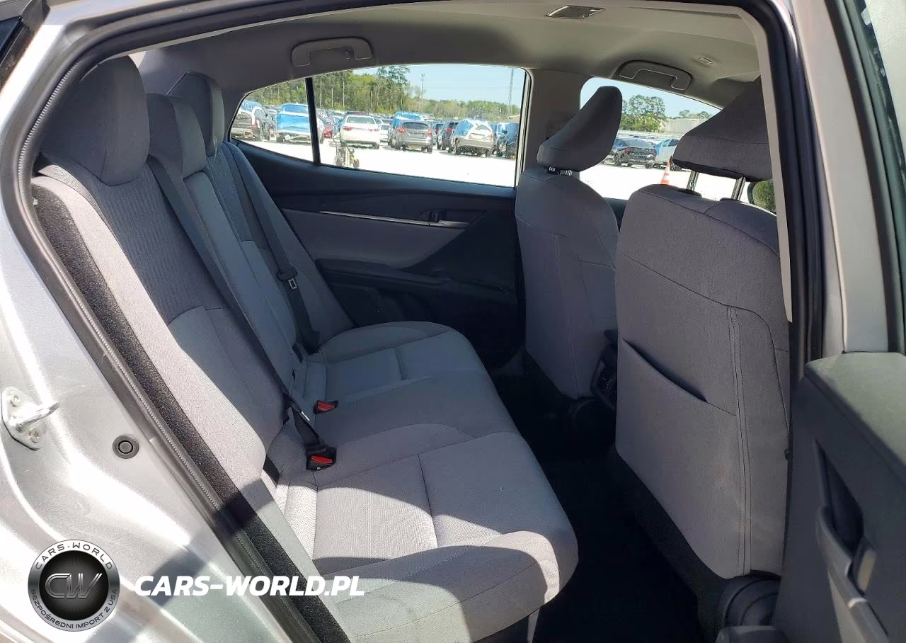 2025 Toyota Camry Le VIN:4T1DAACK8SU129824 - 10