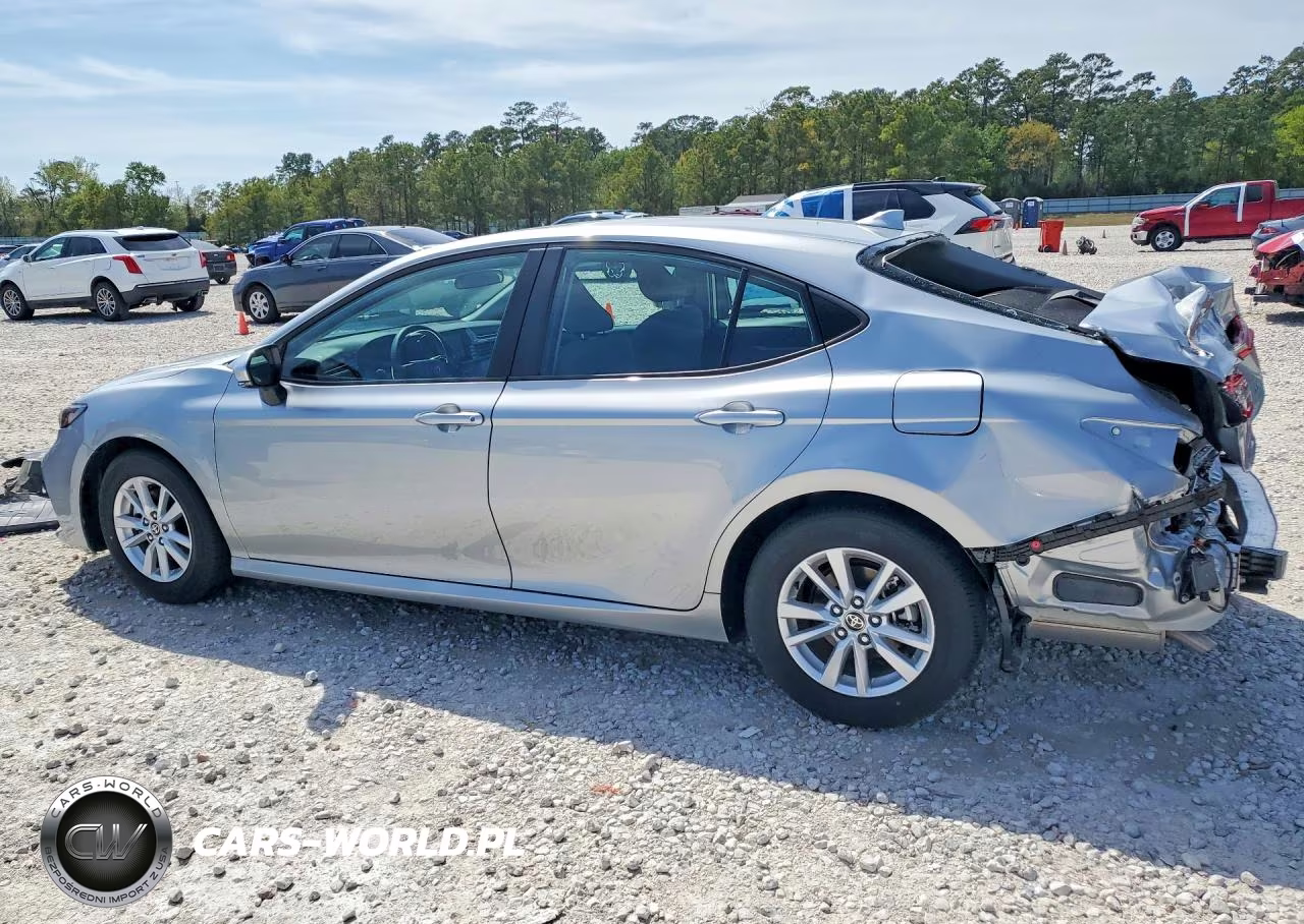 2025 Toyota Camry Le VIN:4T1DAACK8SU129824 - 2
