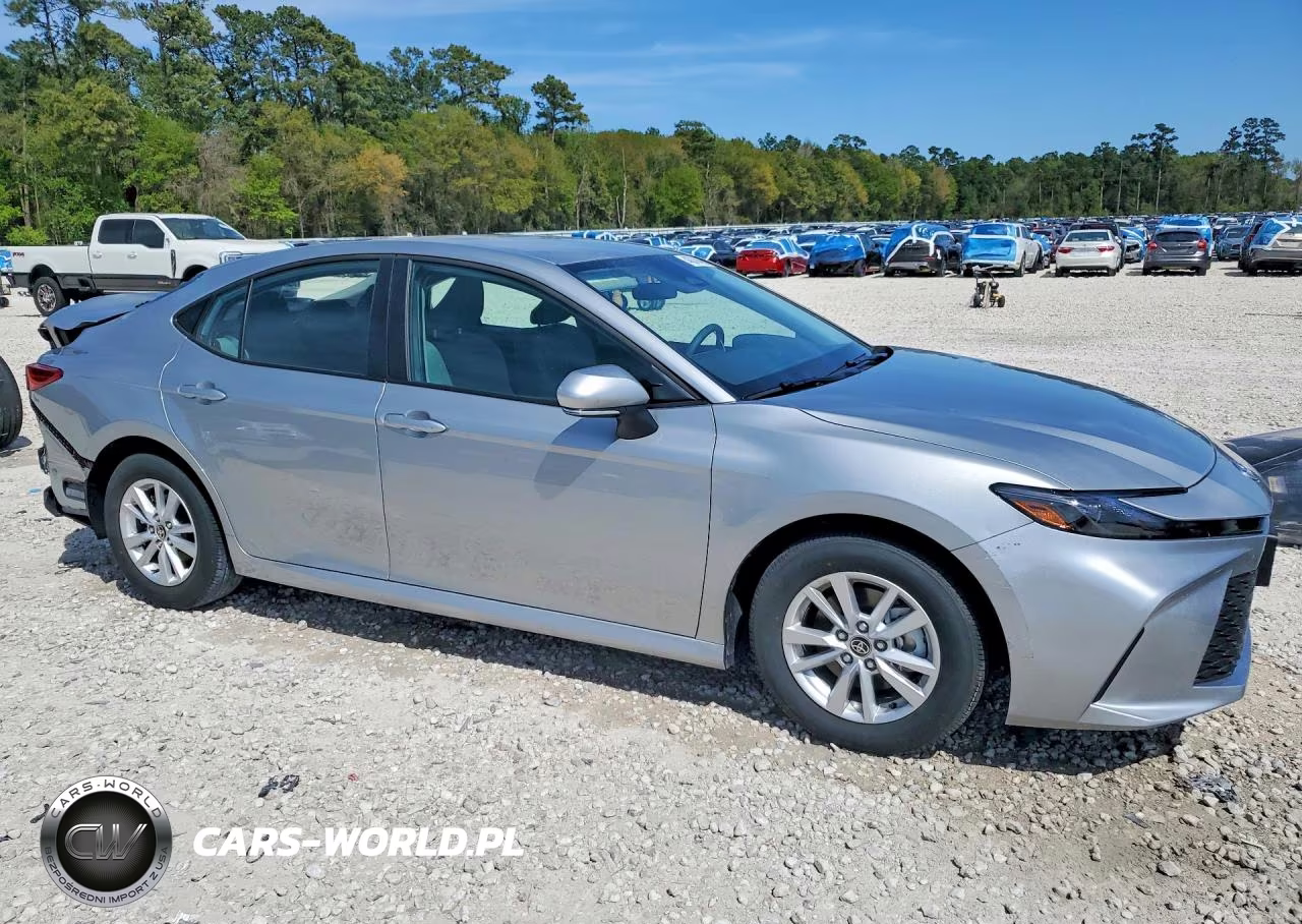 2025 Toyota Camry Le VIN:4T1DAACK8SU129824 - 4