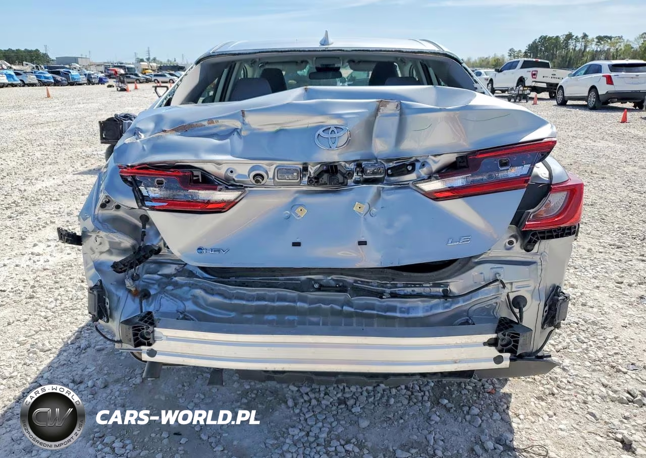 2025 Toyota Camry Le VIN:4T1DAACK8SU129824 - 6