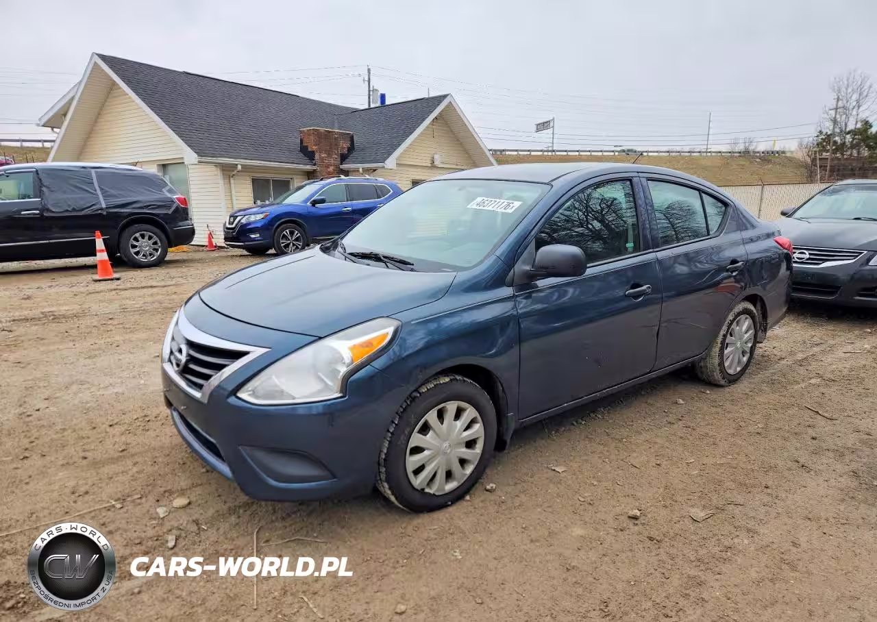 2015 Nissan Versa 1.6 S