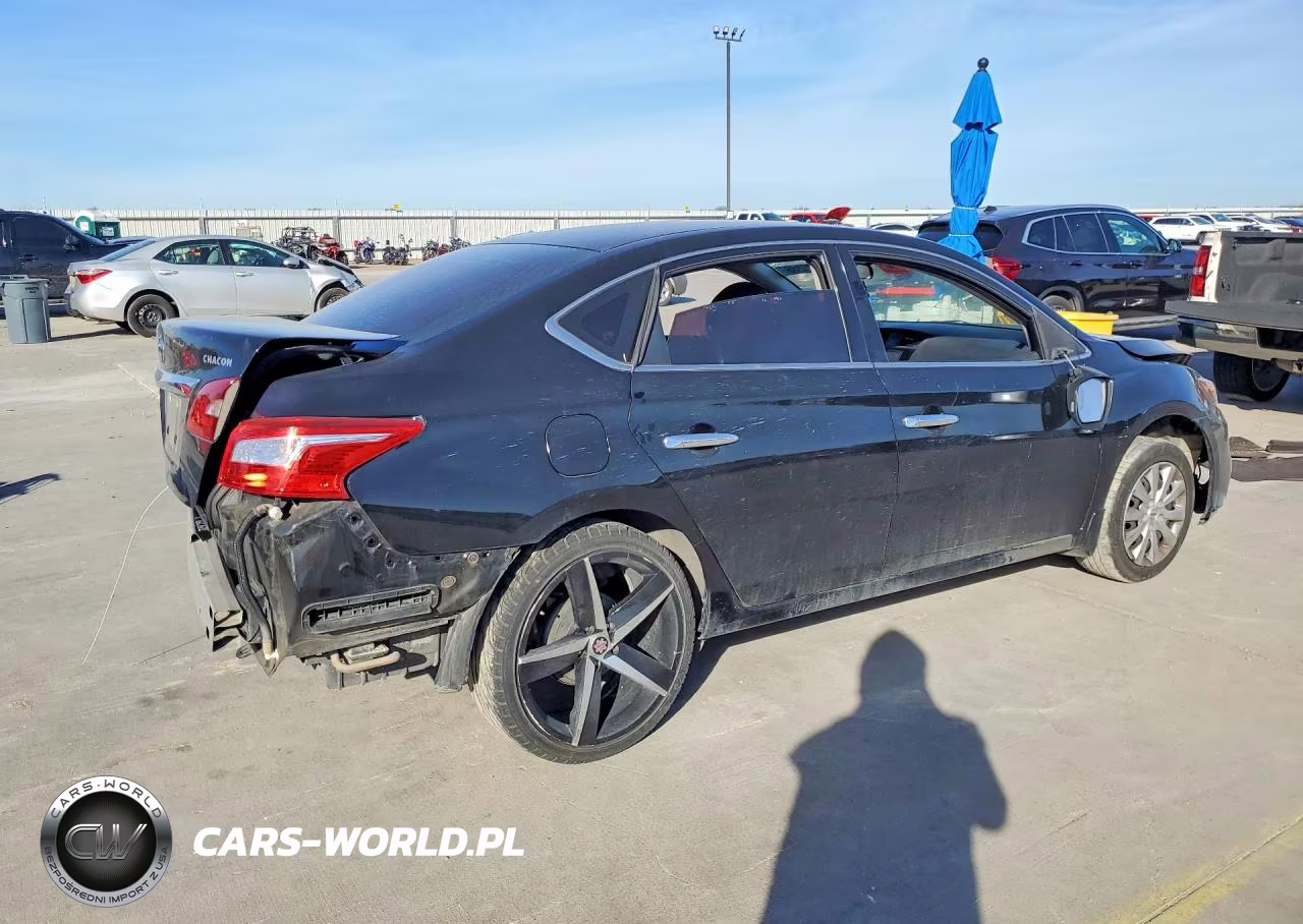2019 Nissan Sentra S VIN:3N1AB7AP5KY426667 - 3