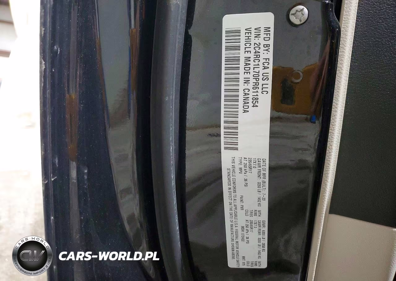 2023 Chrysler Pacifica Hybrid Touring L VIN:2C4RC1L70PR611854 - 14