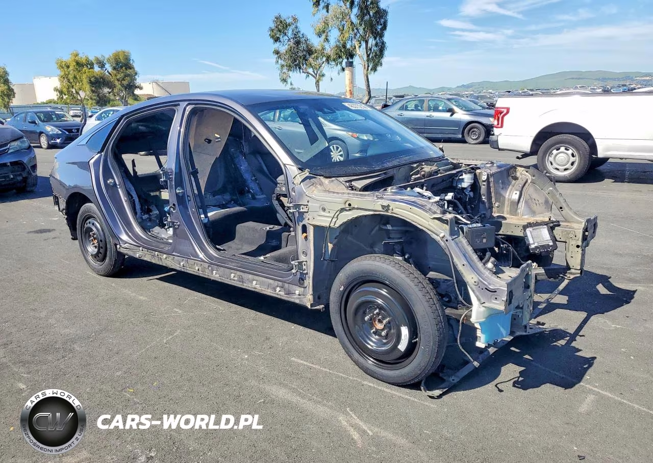 2018 Honda Accord Sport VIN:1HGCV1F3XJA166111 - 4