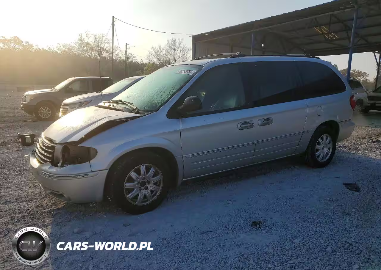 2005 Chrysler Town & Country Touring