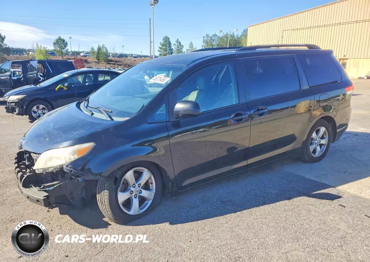 2011 Toyota -S-Le-Xle