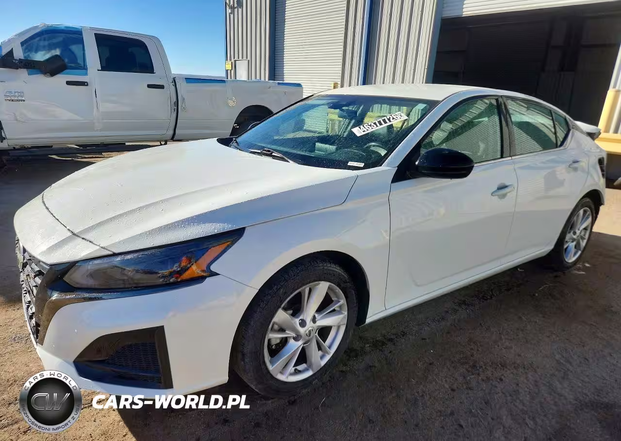 2024 Nissan Altima 2.5 Sr