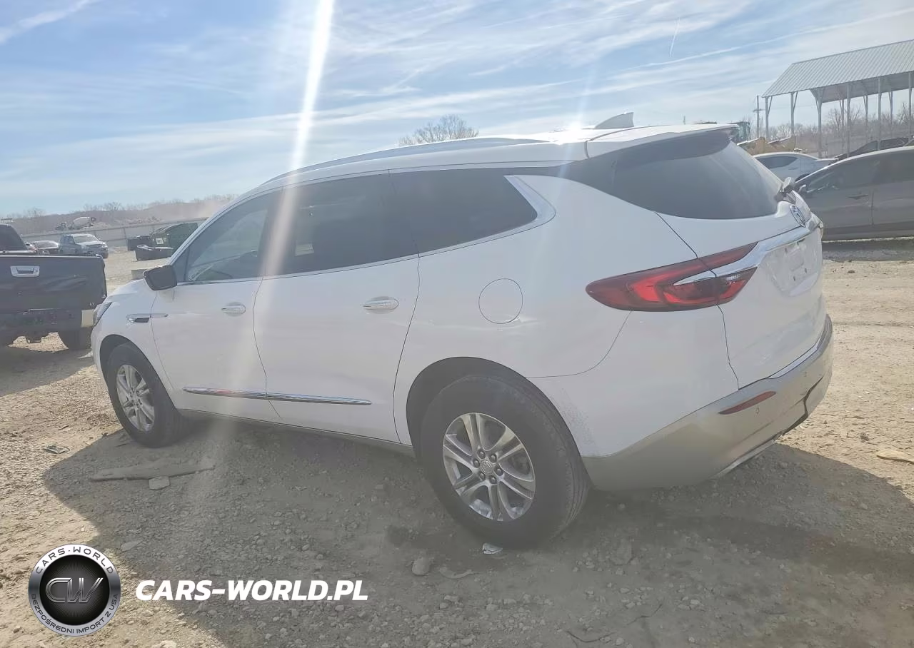 2021 Buick Enclave Essence VIN:5GAERBKW1MJ266136 - 2