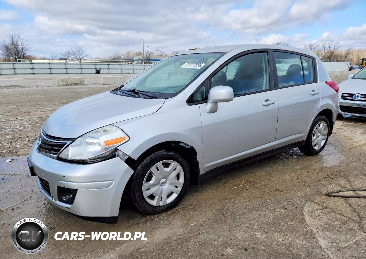 2011 Nissan Versa 1.8 S