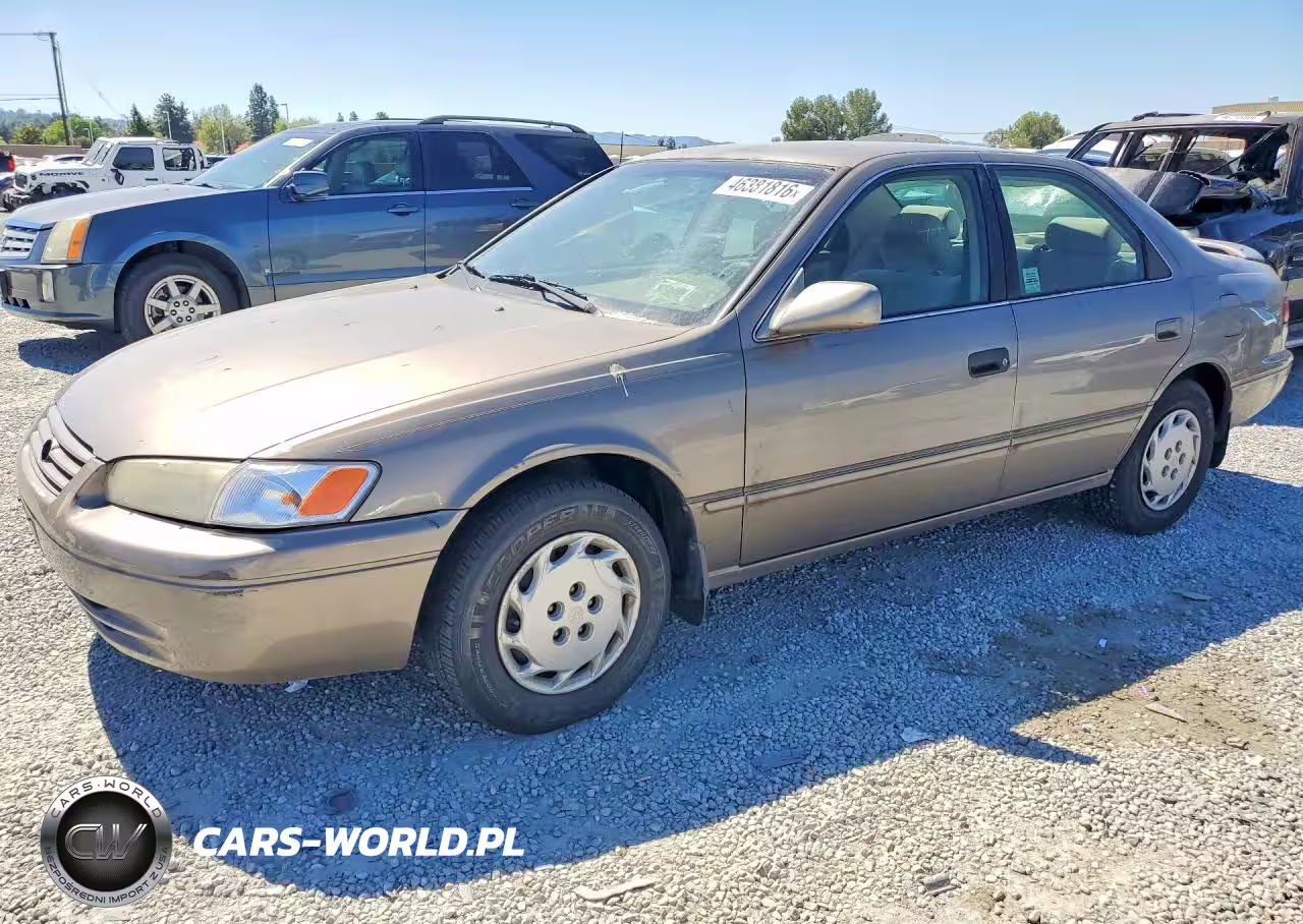 1999 Toyota Camry Ce