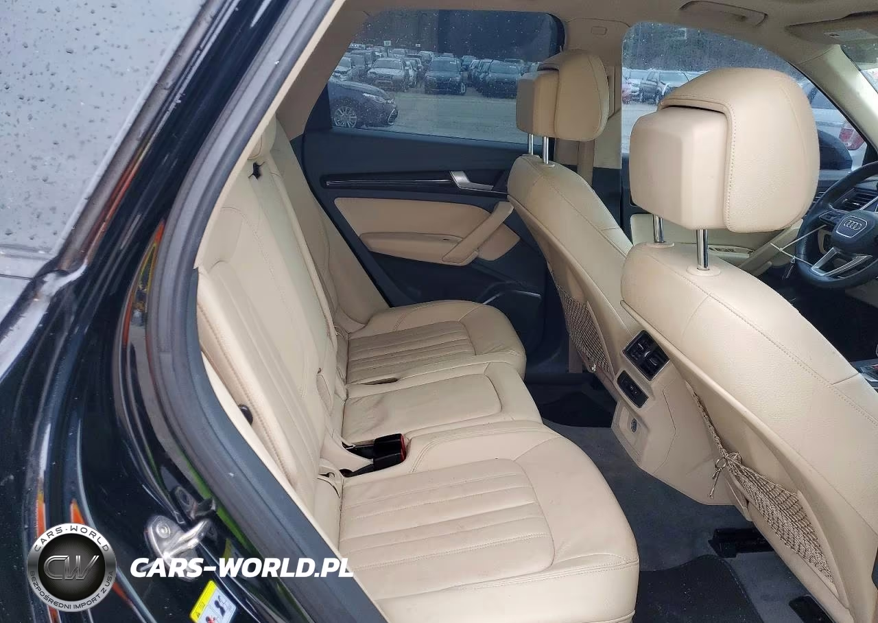 2018 Audi Q5 Premium VIN:WA1ANAFY5J2227810 - 11