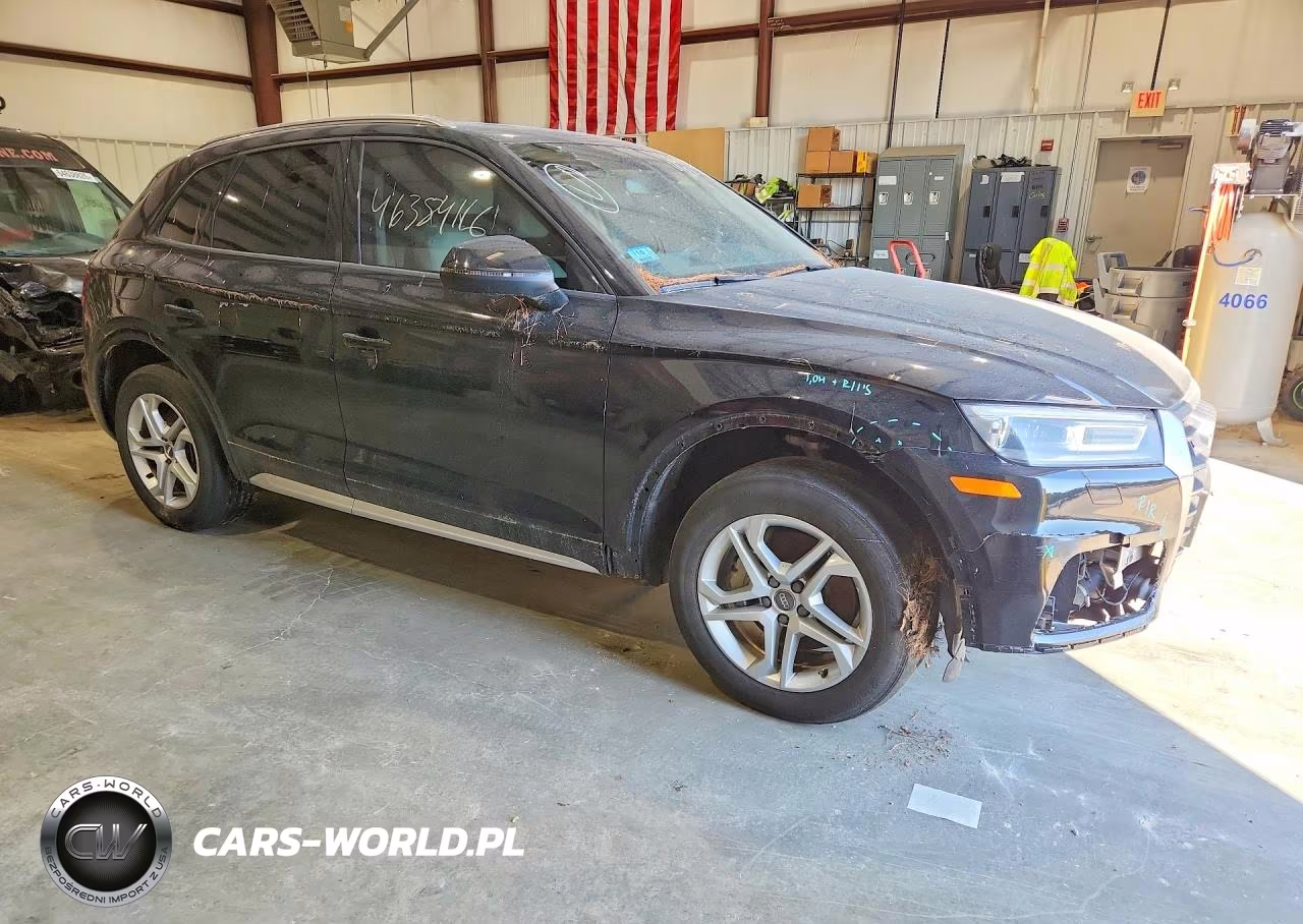 2018 Audi Q5 Premium VIN:WA1ANAFY5J2227810 - 4