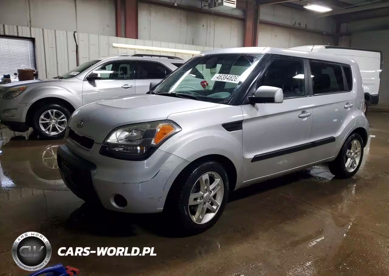 2011 Kia Soul +