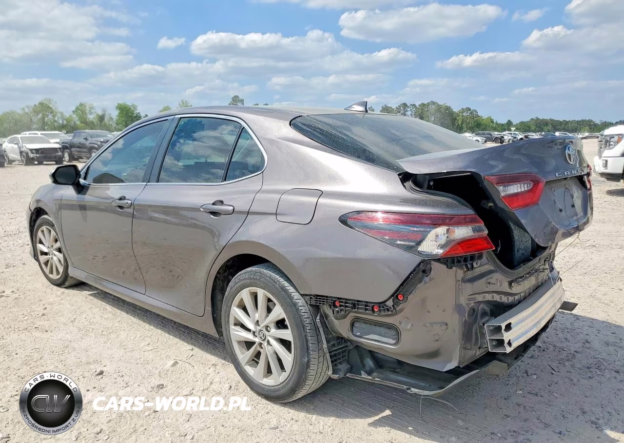 2022 Toyota Camry Le VIN:4T1C11AK8NU686204 - 2