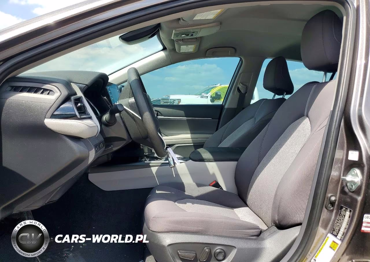 2022 Toyota Camry Le VIN:4T1C11AK8NU686204 - 7