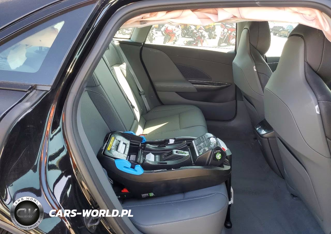 2025 Lucid Motors Air Pure VIN:50EA1PGA6SA007701 - 10