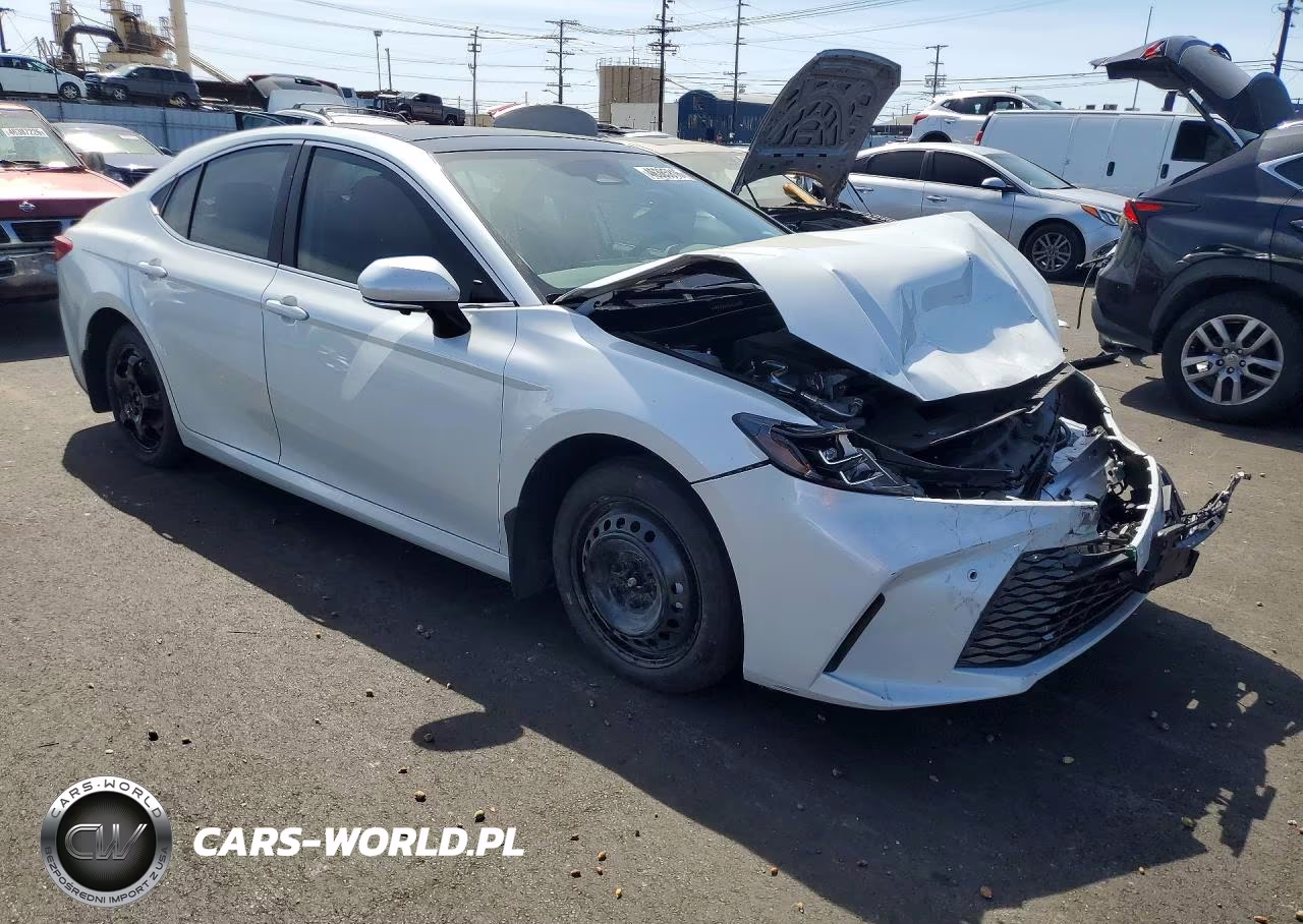 2025 Toyota Camry Xle VIN:4T1DBADK0SU025968 - 4