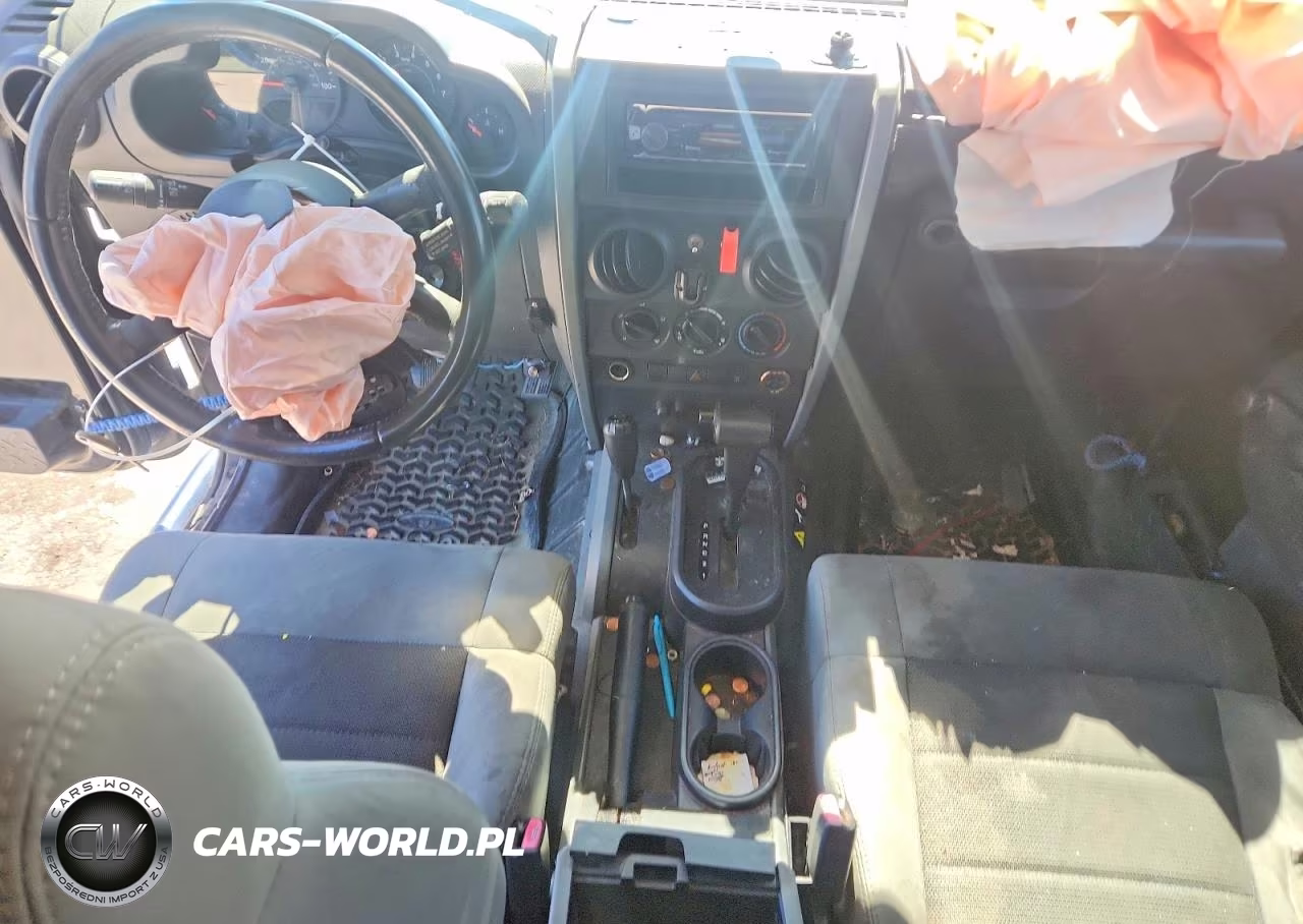 2008 Jeep Wrangler X VIN:1J4FA24178L605157 - 8