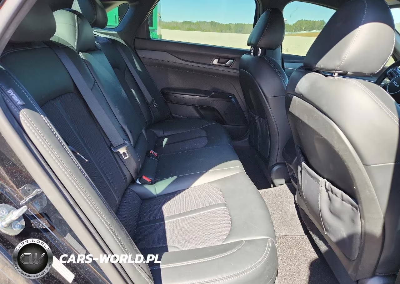 2023 Kia K5 Gt-Line VIN:5XXG64J28PG222850 - 10