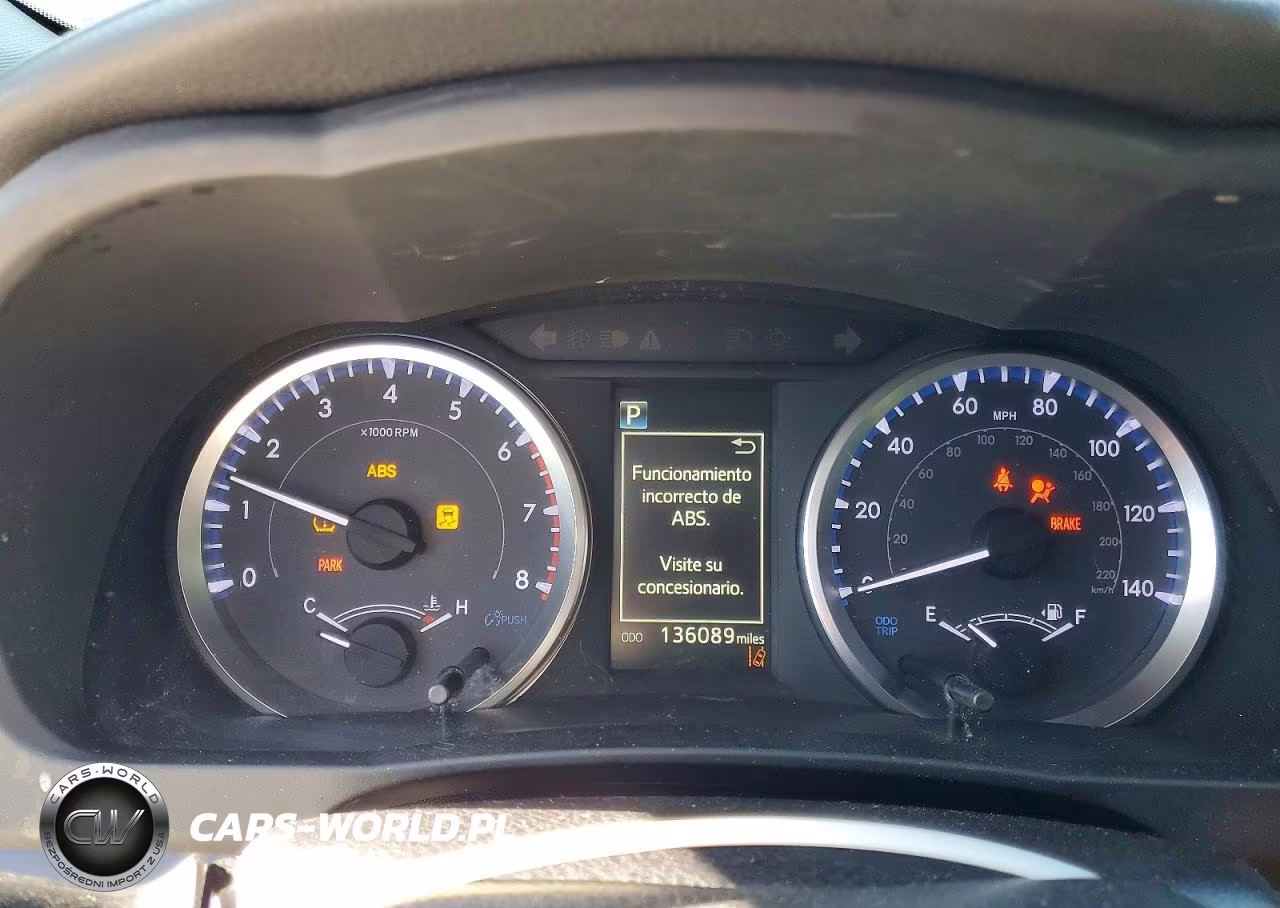 2019 Toyota Highlander Le VIN:5TDZARFH0KS057613 - 9