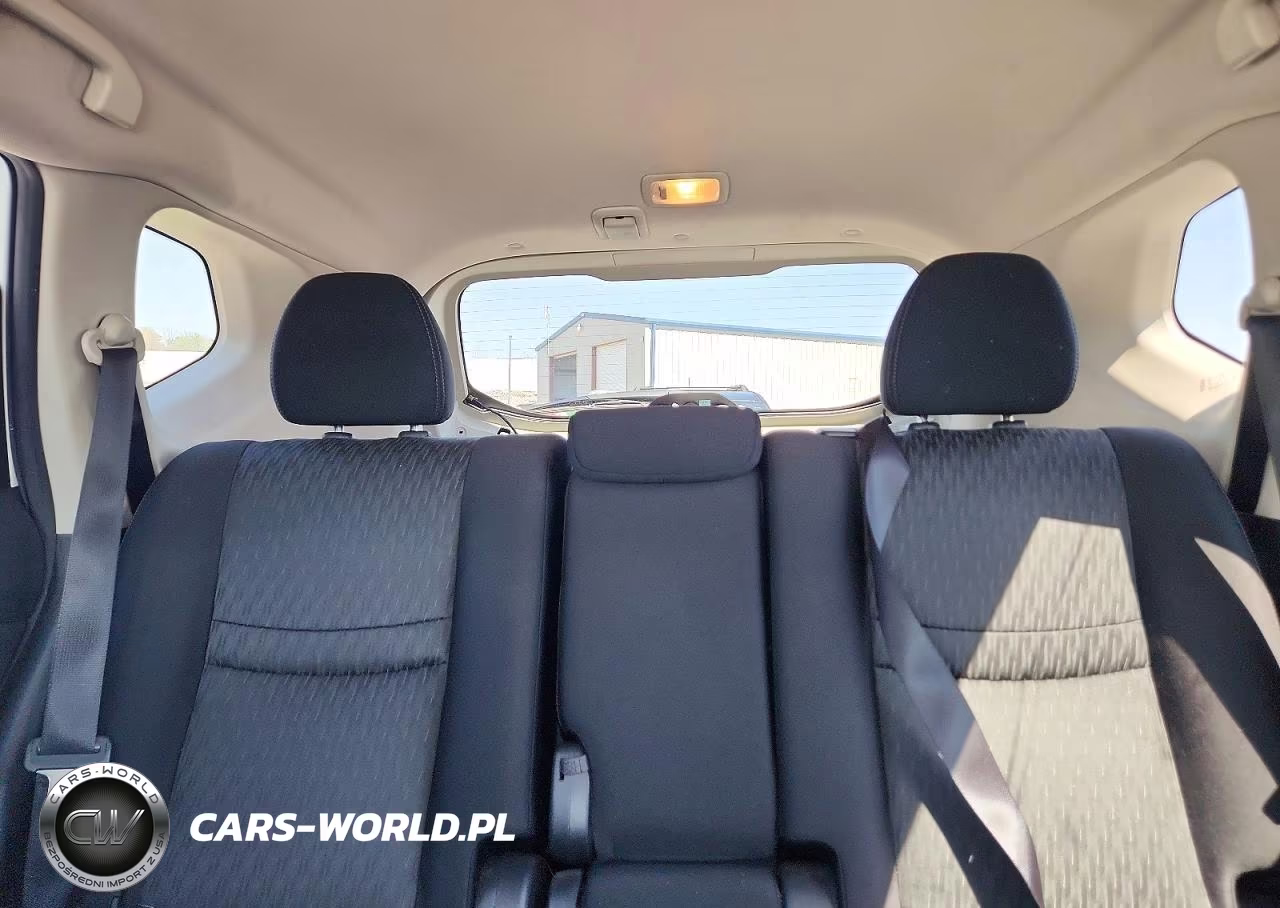 2020 Nissan Rogue S VIN:JN8AT2MT9LW034651 - 10