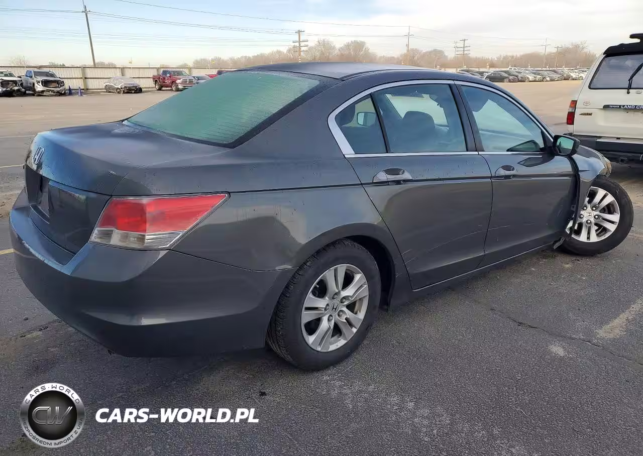 2008 Honda Accord Lxp VIN:JHMCP26498C071642 - 3