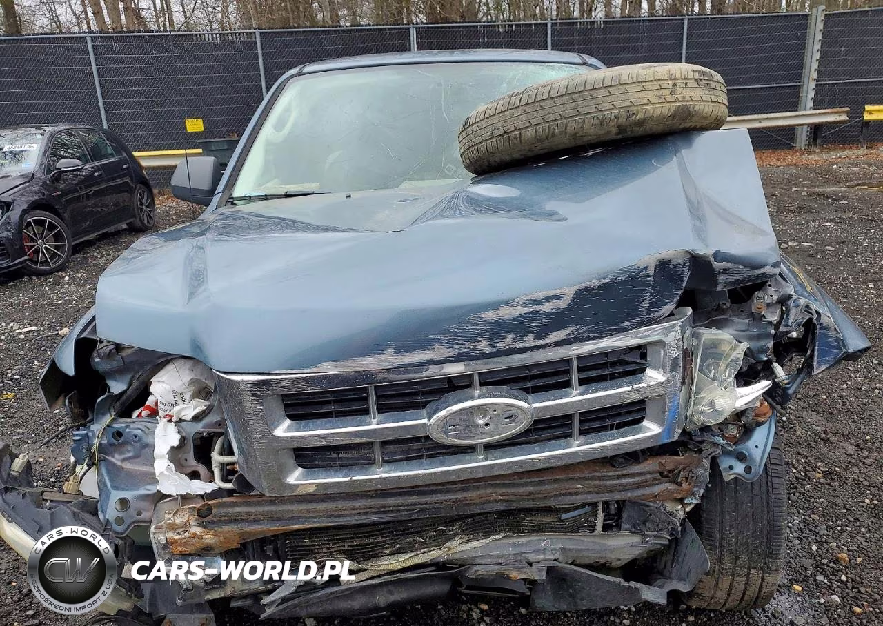 2010 Ford Escape Xls VIN:1FMCU0C78AKC25522 - 11