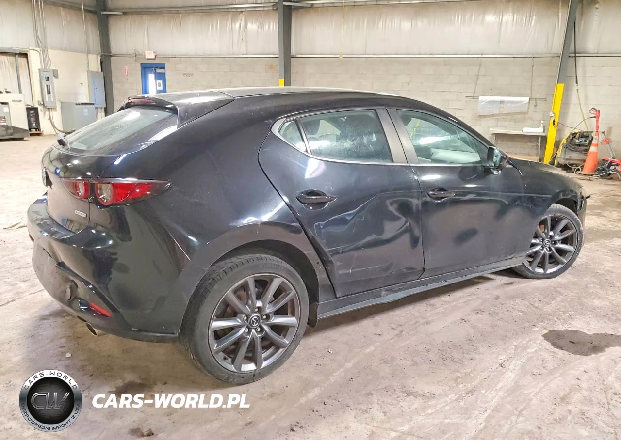 2020 Mazda 3 VIN:JM1BPALM7L1170024 - 3