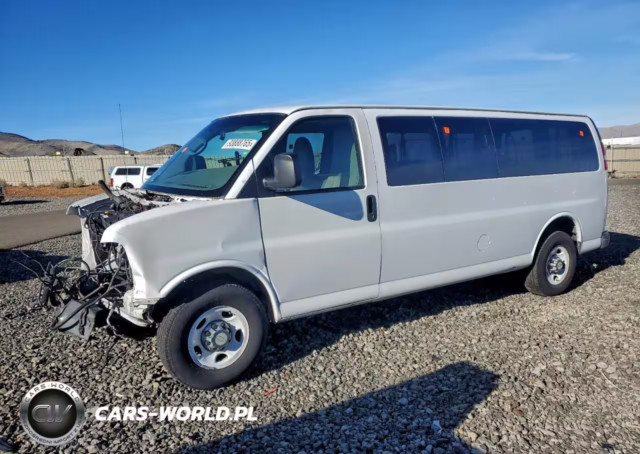 2013 Chevrolet Express G3500 Ls