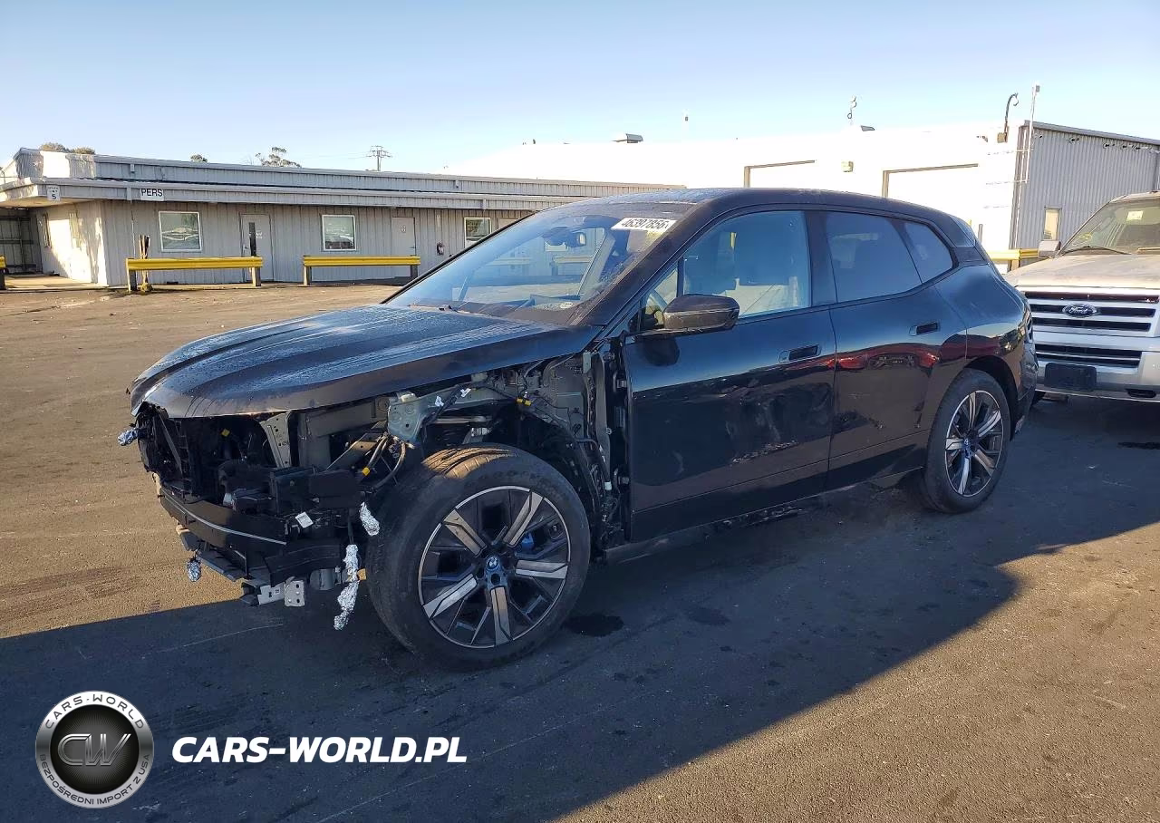 2025 BMW Ix xDrive50