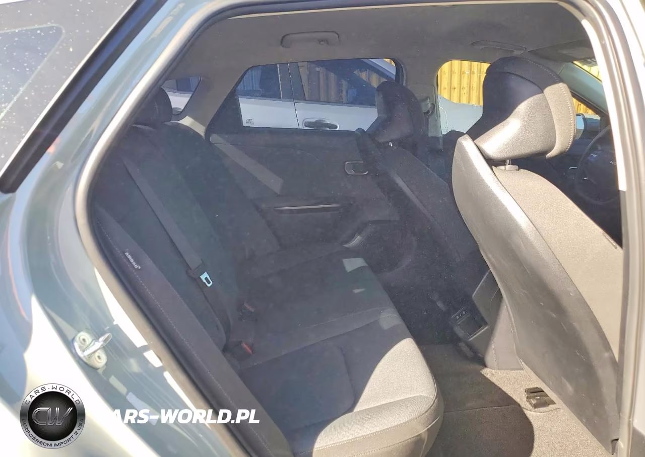 2025 Kia K4 Lxs VIN:3KPFT4DE6SE145908 - 10