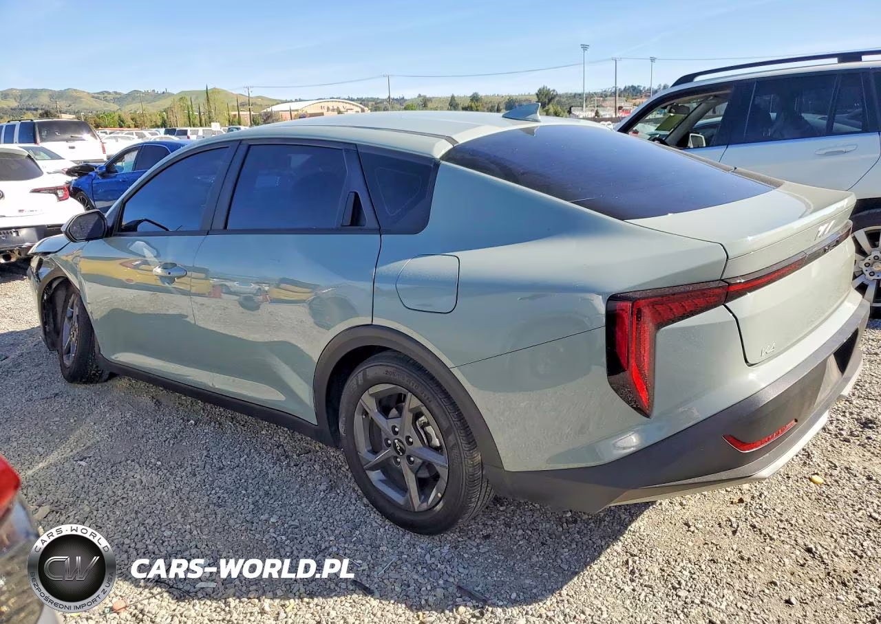 2025 Kia K4 Lxs VIN:3KPFT4DE6SE145908 - 2
