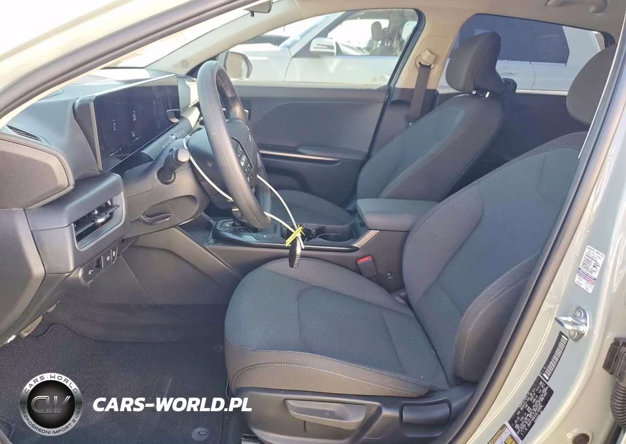 2025 Kia K4 Lxs VIN:3KPFT4DE6SE145908 - 7