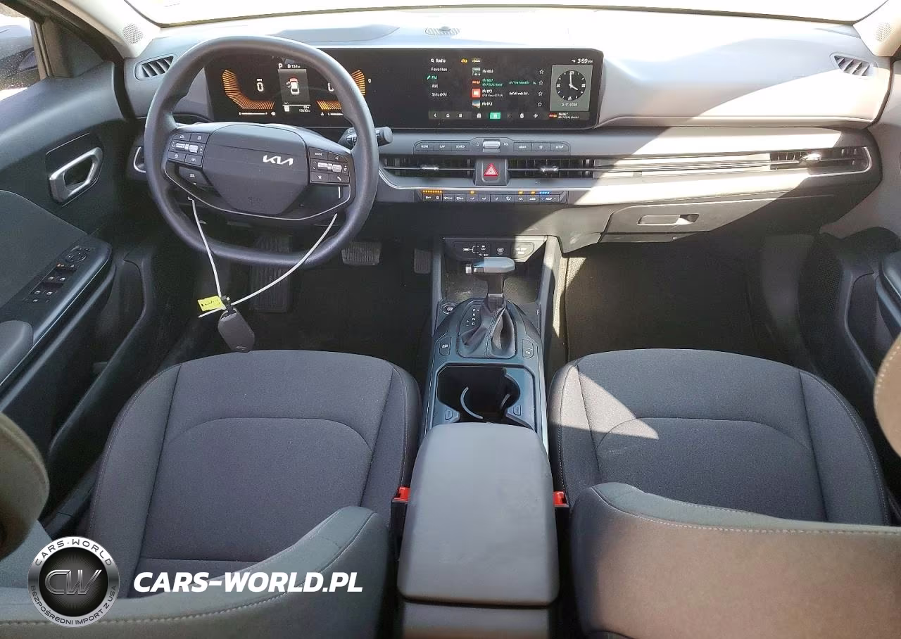 2025 Kia K4 Lxs VIN:3KPFT4DE6SE145908 - 8